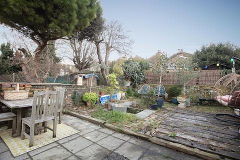 4 bedroom terraced house for sale, Montpelier Road, Peckham, SE15
