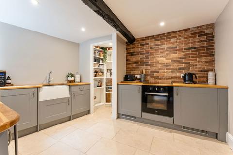 3 bedroom terraced house for sale, New Street, Salisbury SP1