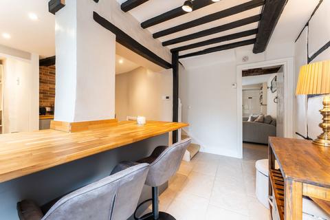 3 bedroom terraced house for sale, New Street, Salisbury SP1