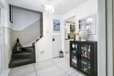 3 bedroom terraced house for sale, Abernethy Drive, Linwood PA3