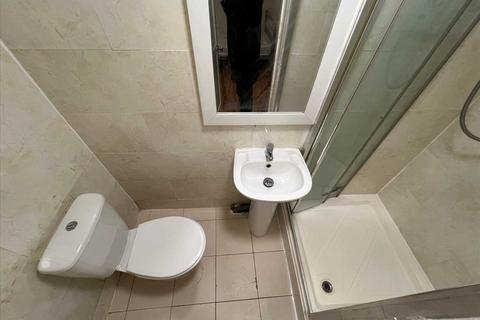 undefined, Hanger Lane, Ealing