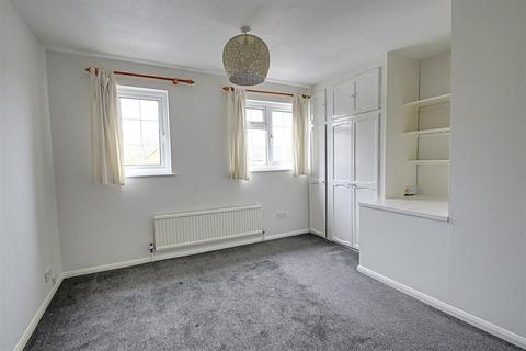 2 bedroom semi-detached house for sale, Roman Gardens, Kings Langley