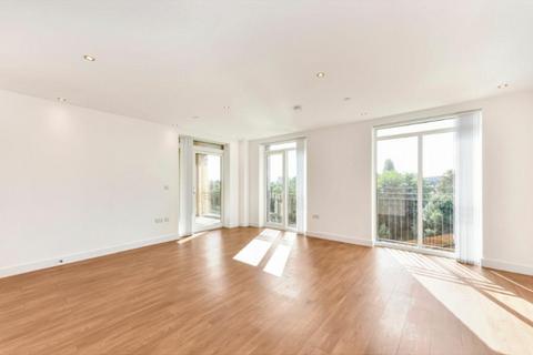 3 bedroom apartment to rent, Citizen Court, Telegraph Avenue, NW9