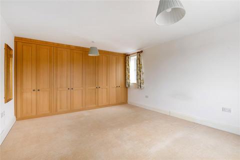 4 bedroom detached house to rent, Westfield Avenue, Harpenden, Hertfordshire, AL5