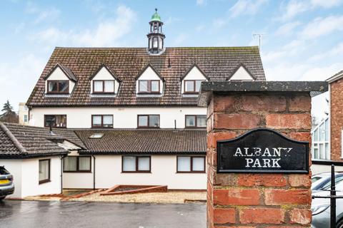 2 bedroom flat for sale, Albany Road, Cheltenham, GL50 2UL