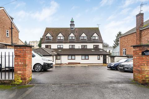Albany Road, Cheltenham, GL50 2UL