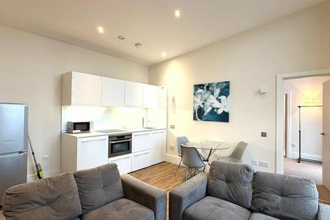 2 bedroom flat to rent, Newhall Street, Birmingham B3