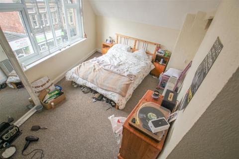 2 bedroom apartment to rent, Otley Road, Headingley, Leeds, LS6 2AD