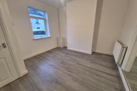 2 bedroom terraced house to rent, Grosvenor Place , Sebastapol  , Pontypool