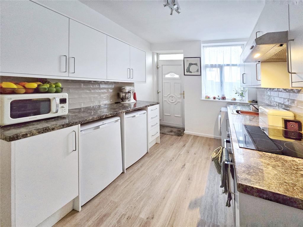 Fitted Kitchen