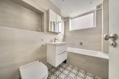 2 bedroom flat for sale, Surbtion,  Surrey,  KT2