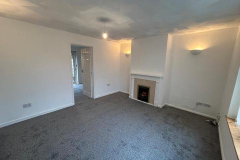 3 bedroom semi-detached house to rent, Fourth Avenue, Telford TF2