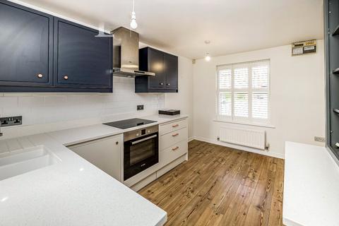 undefined, Trebah Square, Trebah Square HP19