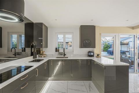 undefined, Ascot Way, Bicester