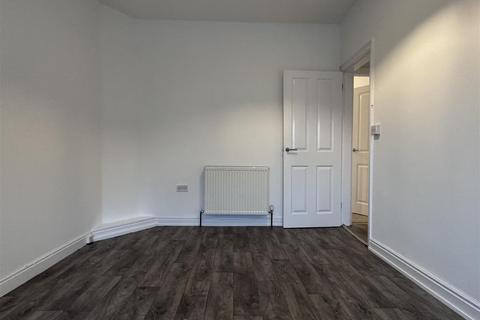 2 bedroom terraced house to rent, Lane Cottages, Royston, Barnsley