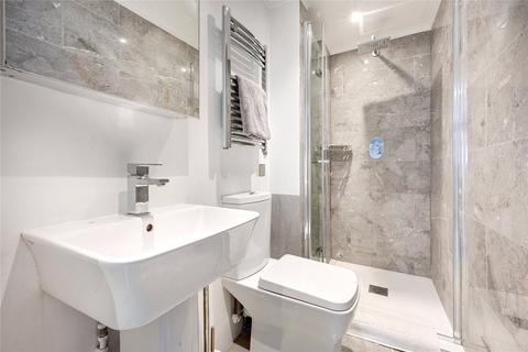 3 bedroom apartment to rent, Emperors Gate, London, SW7