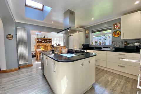 4 bedroom detached house for sale, Oldenburg, Whiteley
