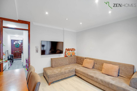 3 bedroom terraced house for sale, London E10
