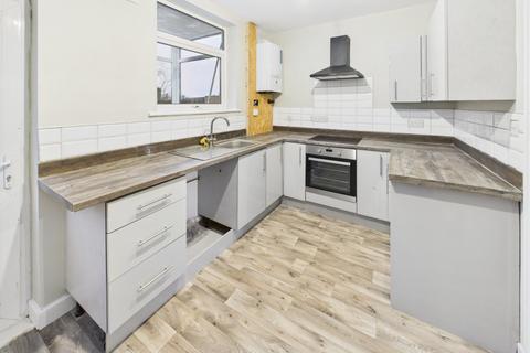 2 bedroom end of terrace house to rent, Westnall Road, Sheffield S5