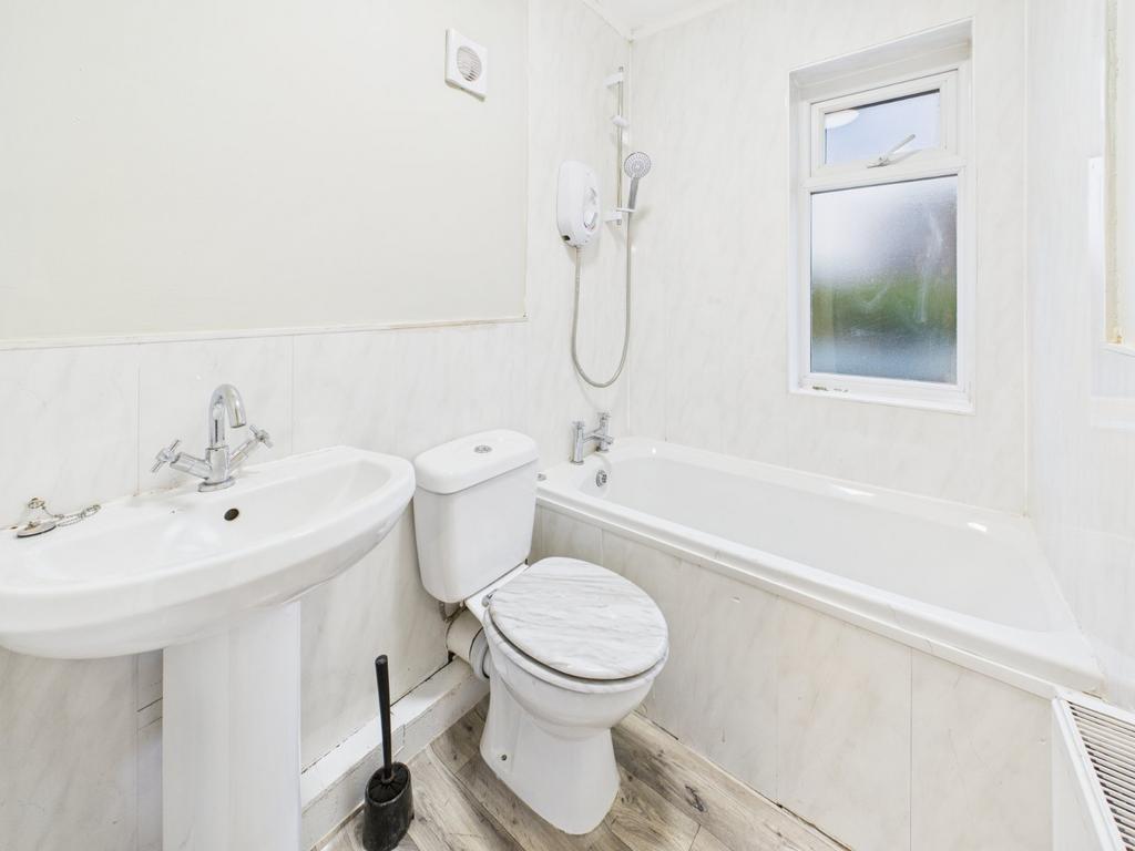Family Bathroom W/C