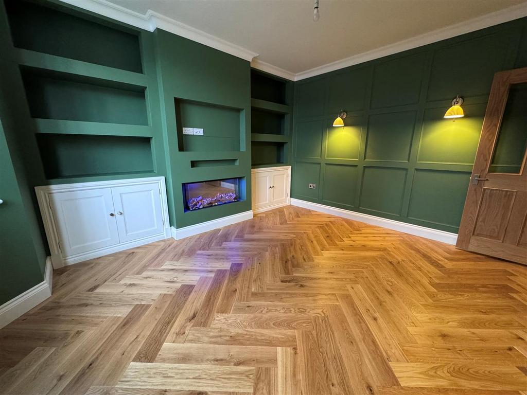 Living room 1.jpg
