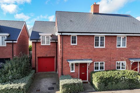 3 bedroom semi-detached house for sale, Wilfred Waterman Drive, Beaulieu, Chelmsford
