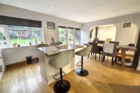 4 bedroom detached house to rent, Detached 4 bedroom home