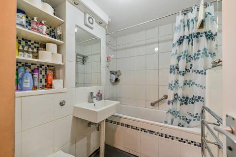 1 bedroom flat for sale, Springwell Road, Heston, Hounslow, TW5