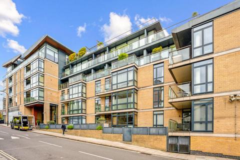 2 bedroom apartment for sale, Lymington Road, London NW6