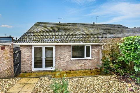 2 bedroom bungalow for sale, Church View Gardens, Stourbridge DY7