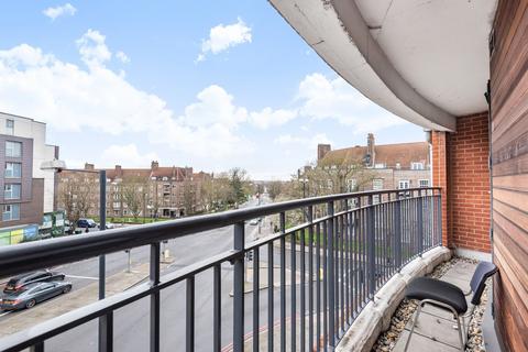2 bedroom flat for sale, Streatham Place, Brixton, London, SW2