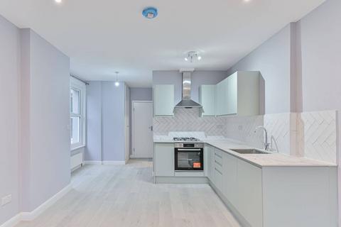 2 bedroom flat to rent, Gilbey Road, Tooting Broadway, London, SW17