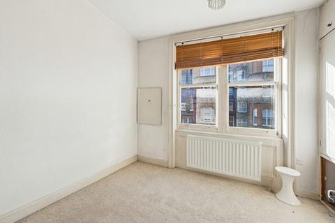 1 bedroom apartment for sale, Rosary Gardens, South Kensington, London, SW7