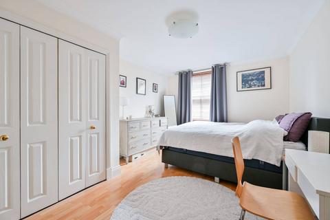 2 bedroom flat to rent, Shaftesbury Court, Borough, London, SE1