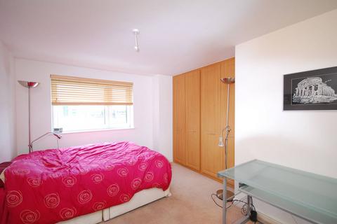 1 bedroom flat to rent, Singapore Road, West Ealing, London, W13