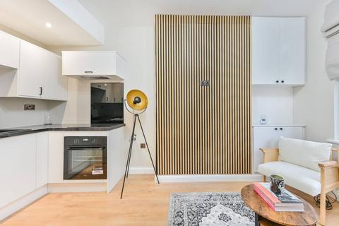 2 bedroom flat to rent, Charlton Road, Harlesden, London, NW10