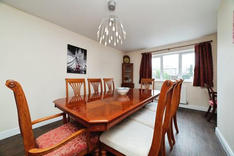 3 bedroom detached house for sale, Old Road, York YO43