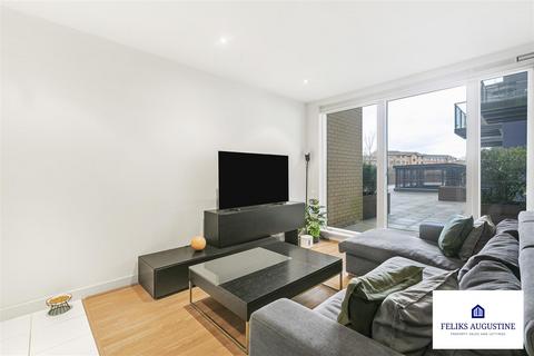 1 bedroom flat for sale, Silkworks, Conington Road, London
