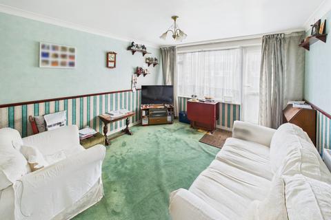 2 bedroom flat for sale, Carlton Court, Hulse Road, SO15 2JZ