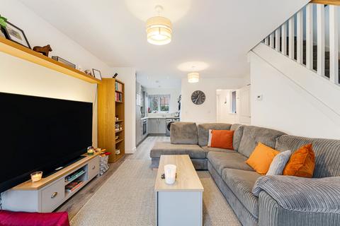 2 bedroom semi-detached house for sale, Warrington Road, Widnes WA8