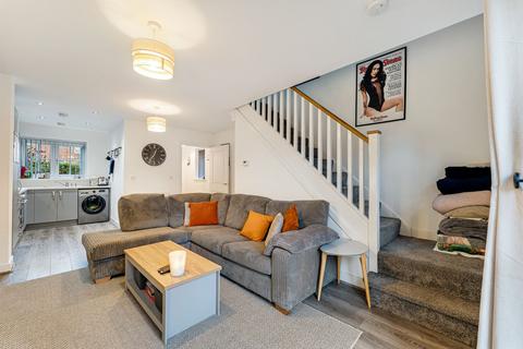 2 bedroom semi-detached house for sale, Warrington Road, Widnes WA8