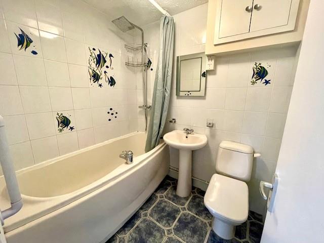 Photo 5.jpg