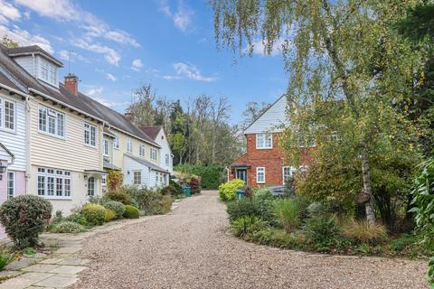 3 bedroom terraced house for sale, Grove Mill Lane, Watford, WD17