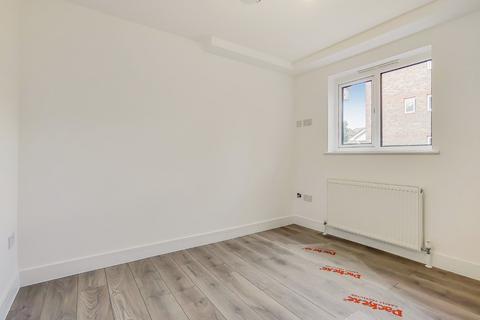 1 bedroom house of multiple occupation to rent, 16 Hospital Way, Lewisham, SE13