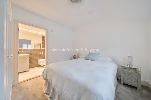 undefined, Willoughby Lane, Bromley, BR1