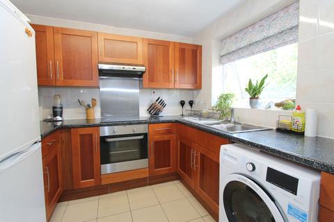Huxley Close, Northolt, UB5