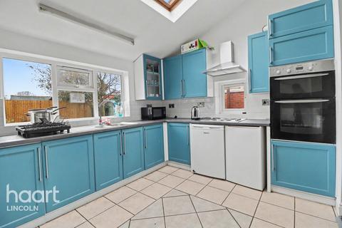 undefined, Holden Crescent, Newark