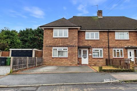 2 bedroom maisonette for sale, West Ewell KT19