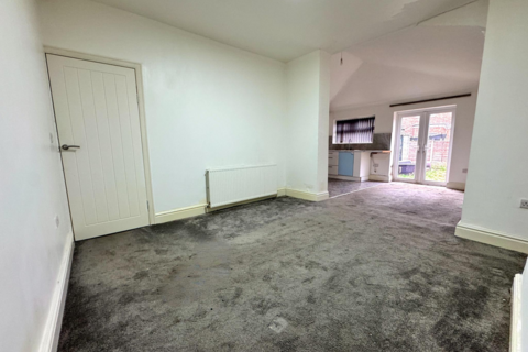 3 bedroom semi-detached house for sale, Derbyshire Lane West, Stretford