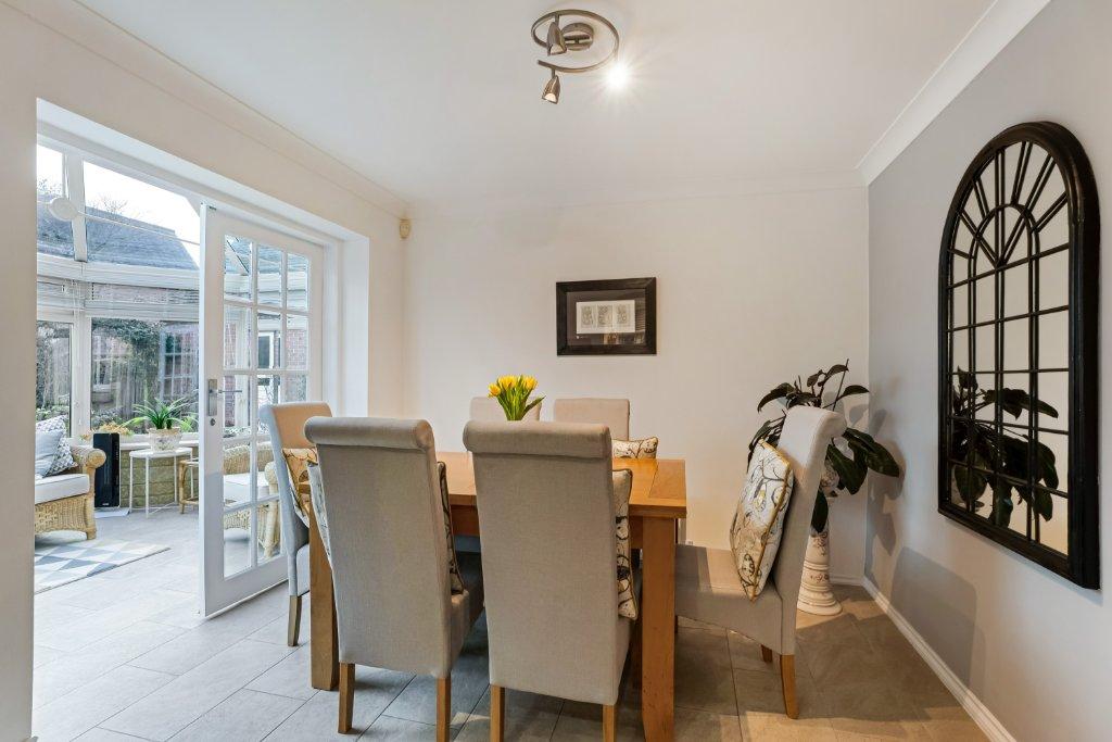 Breakfast Room